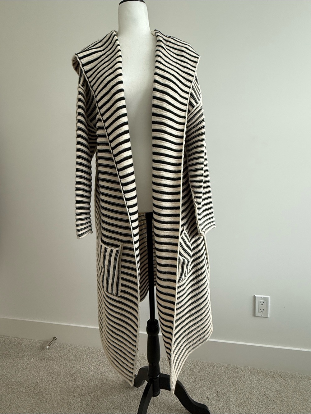 OZAI N KŪ Long Open-Front Hooded Striped Cardigan - Black & Cream